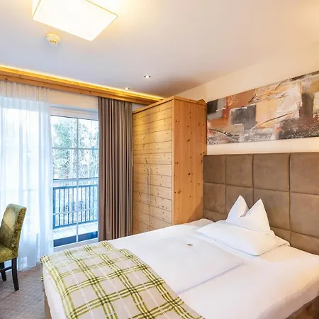 Garni Melanie Otel 4*