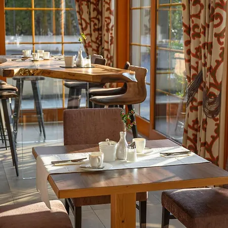Otel Garni Melanie 4*