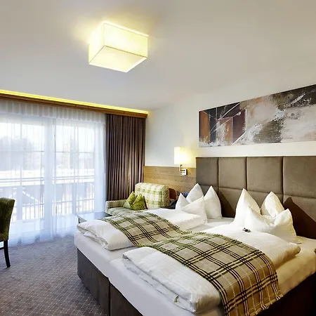 Garni Melanie Hotel 4*