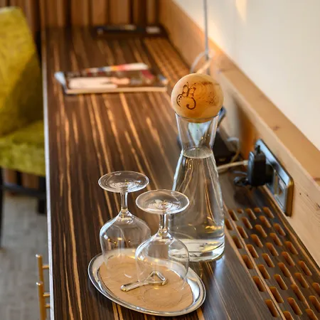 Hotel Garni Melanie 4*